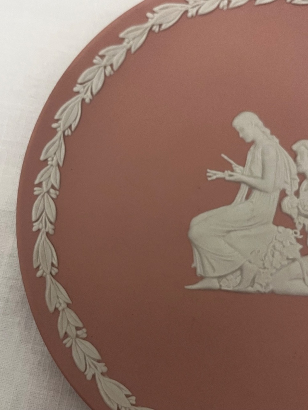 Pink Wedgwood Jasperware Autumn Plate / Seasons of Life Huntington Library - Picture 9 of 11